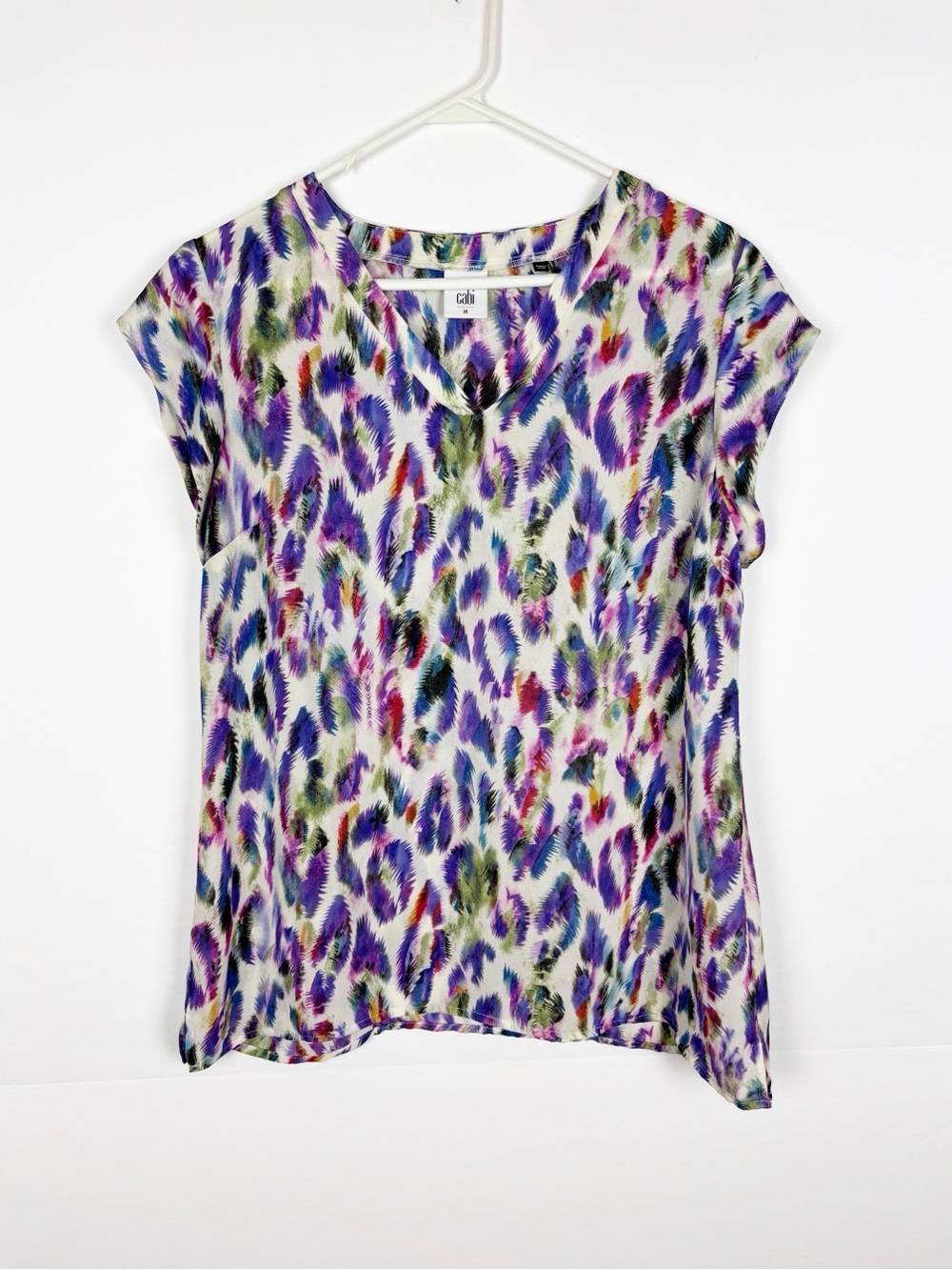 Cabi Plume Top Size Medium Water Color Feather Print V Neck Colorful